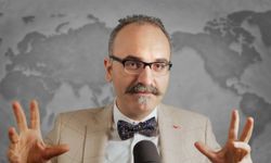 Prof. Emrah Safa Gürkan kimdir, kaç dil biliyor?