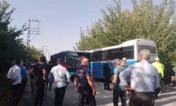 Servis minibüsüyle otobüs çarpıştı: 17'si öğrenci 24 yaralı!