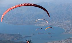 Ölüdeniz Hava Oyunları Festivali Fethiye’de Şov Sunuyor