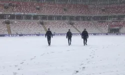 Sivasspor - Kasımpaşa maçı kar nedeniyle ertelenecek mi?