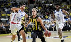 Derbide nefes kesen mücadele: Fenerbahçe Beko, Anadolu Efes'e ilk yenilgisini yaşattı!