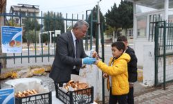 Güzelbahçe'de öğrencilere yeni uygulama: Kahvaltıda süt ve poğaça ikramı