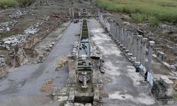 Perge Antik Kenti'ndeki Kestros Çeşmesi, 1800 yıl sonra yeniden su akıtmaya başladı