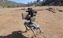 Türk Savunma Sanayisi yapay zeka aracılığıyla silahlı robot köpekleri görevde kullanacak