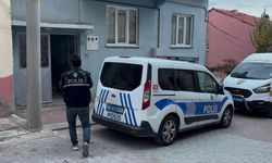 Uşak'ta kan donduran olay: Annesini defalarca b*çakladı!