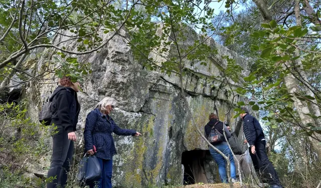 Karya Dönemi'ne ait Kaya Mezarı turizme kazandırılıyor