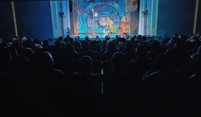 Zonguldak’ta 11 yıl sonra tiyatro gösterimi gerçekleşti