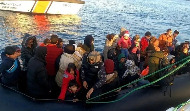Ayvacık'ta sahil güvenlik operasyonu: 29 kaçak göçmen yakalandı