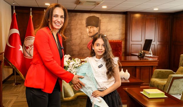 Karşıyaka’nın çocuk başkanı otizmli arkadaşları için park istedi