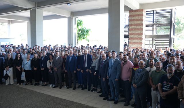 Kemalpaşa’da Başkan Türkmen 700 belediye emekçisiyle buluştu