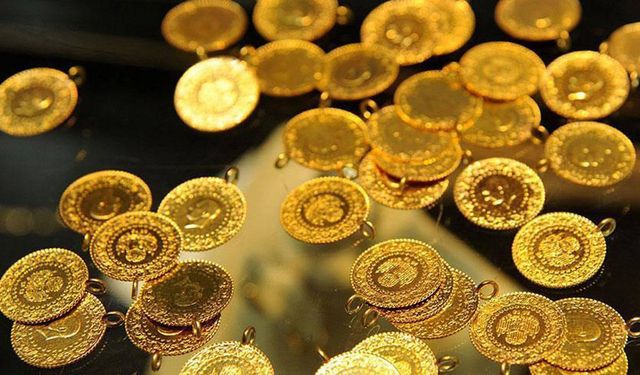 Adana'da sahte altın operasyonu: 13 kişi gözaltında, 50 milyon lira değerinde altın ele geçirildi!
