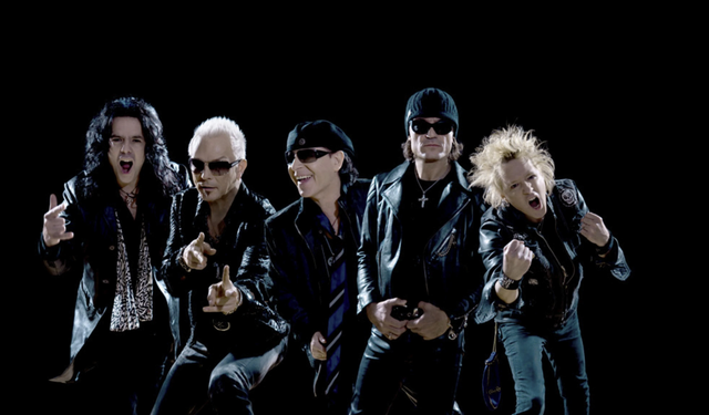 Scorpions İstanbul'u sallladı! "Love at First Sting" 40. yıl konseri unutulmazdı!