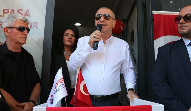 Ümit Özdağ, İzmir'de hükümete sert çıktı