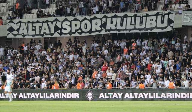 Altay'da taraftar isyan bayrağını açtı