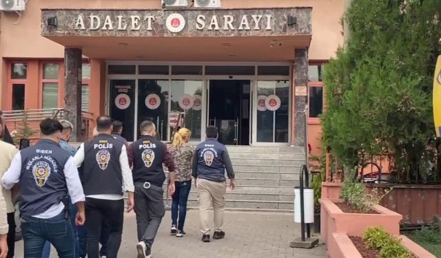 "Borsada yüksek kazanç" vaadiyle 1 milyon dolarlık vurgun!