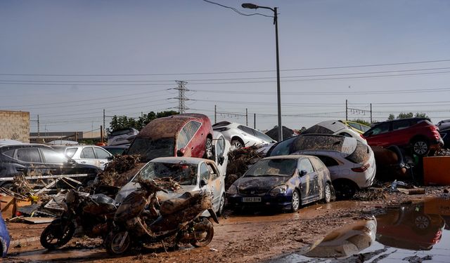 İspanya'yı sel vurdu: Ölü sayısı ve kayıplar artıyor