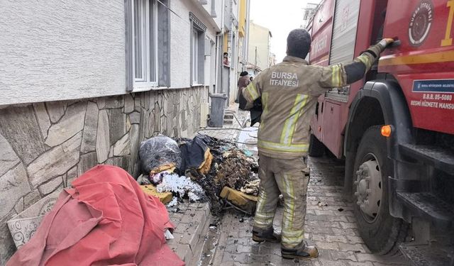 Bursa'da korkutan yangın! 2 çocuk evde mahsur kaldı