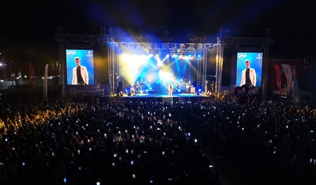 Eğlencenin adresi Aydınfest Gençlik Festivali başladı