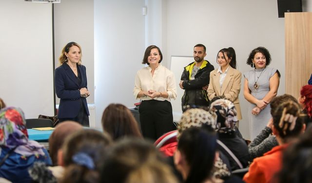 Karabağlar Belediyesi'nden çocuk haklarının korunması için bilinçlendirme etkinliği