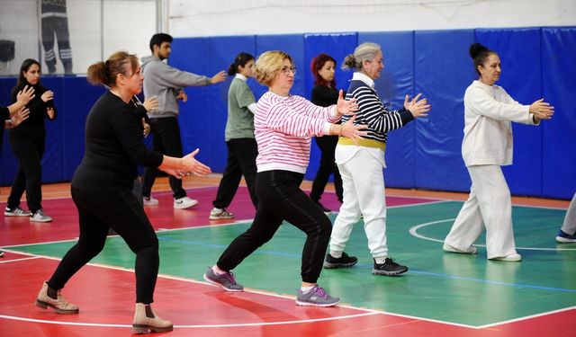 Karşıyaka Belediyesi kadınlar için aikido etkinliği düzenledi