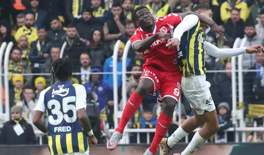 Fenerbahçe şampiyonluk yolunda yara aldı! Fenerbahçe: 1 - Samsunspor: 1