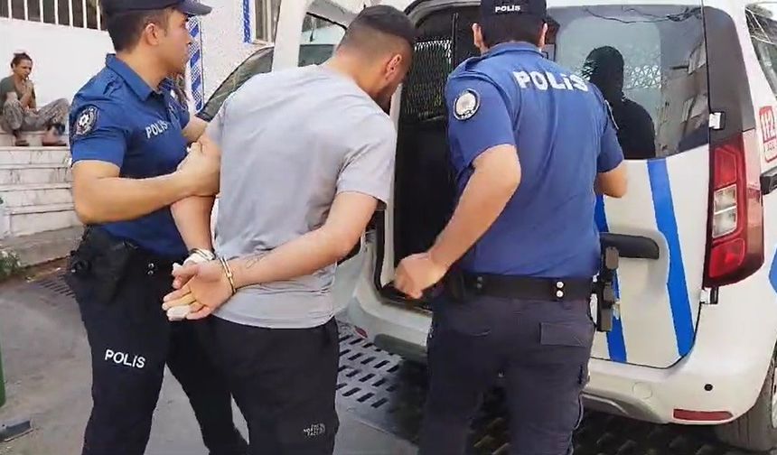 İzmir Son Dakika: Konak'ta bıçaklı kavga! Şüpheli şahıs yakalandı