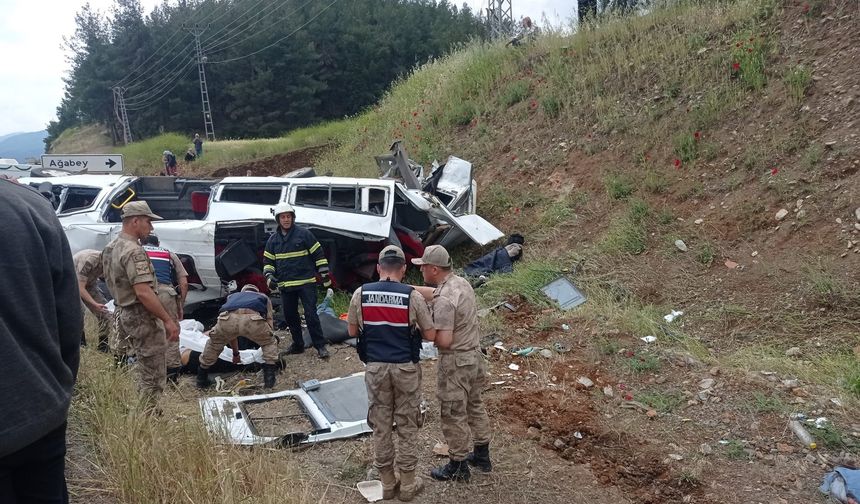 Gaziantep kaza son dakika: Trafik kazasında 8 kişi öldü