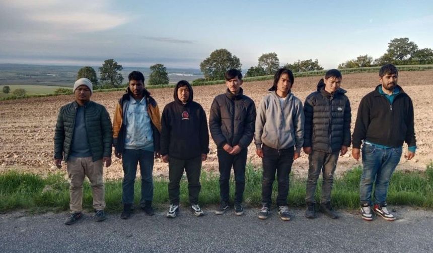 Edirne’de kaçak göçmen operasyonu: 7 Nopel uyruklu göçmen yakalandı