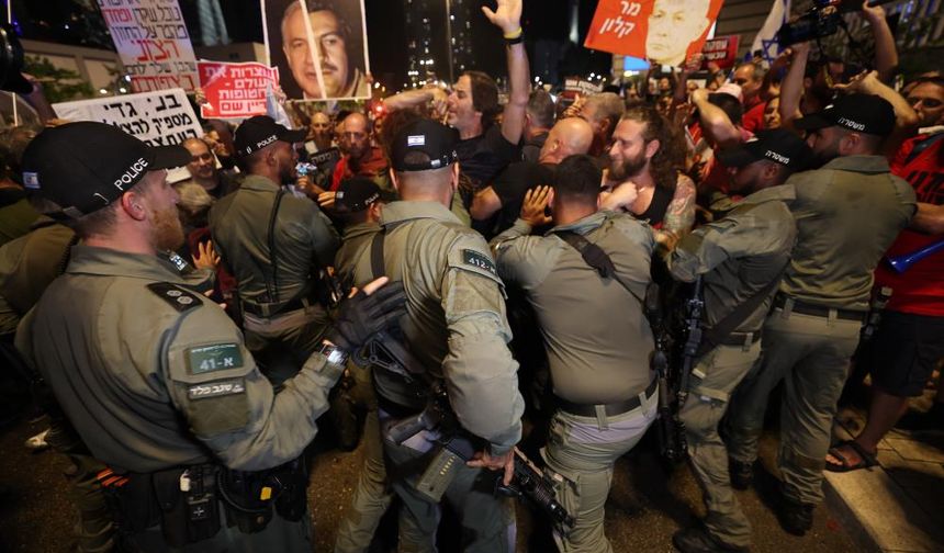Tel Aviv ve Kudüs’te hükümet protesto edildi!