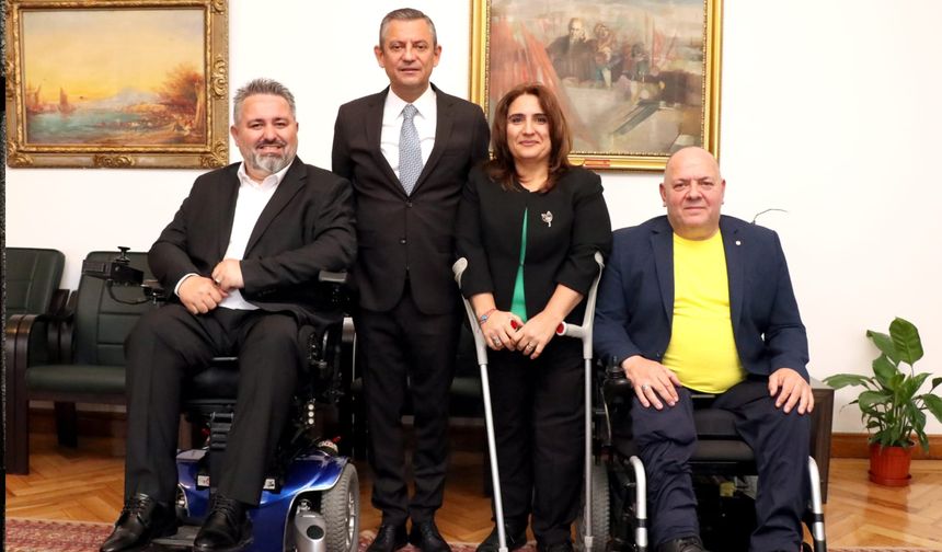 Balçova’dan CHP Genel Başkanı Özel'e ziyaret
