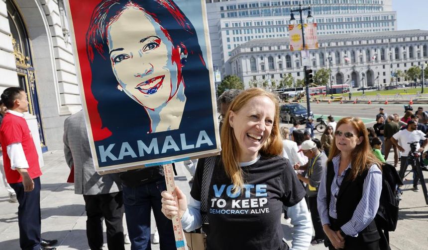 Kamala Harris tarihe geçti: 24 saatte rekor bağış toplandı!