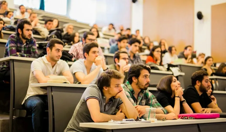 YKS'de ek tercihler açıklandı: O bölümlerde kontenjanlar boş kaldı!