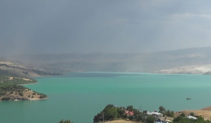 Meteoroloji Uuardı: Bu gece Doğu’da kuvvetli yağış bekleniyor!