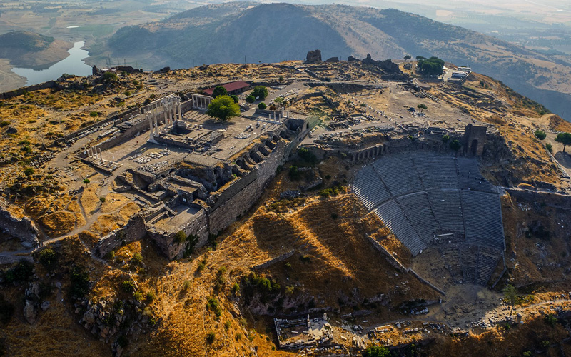 bergama-antik-kenti-tarihi-harikalarin-gizemli-dunyasi (2)