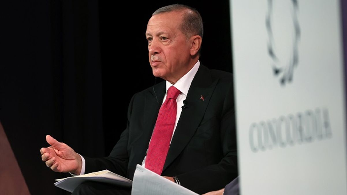 Cumhurbaşkanı Erdoğan'dan ABD'li sunucuya sert tepki 'Sözümü kesmeye hakkın yok' (1)-2