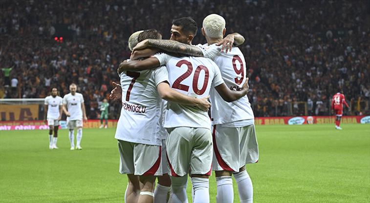 galatasaray-kopenhag-macini-kim-anlatacak-galatasaray-kopenhag-ilk-11ler-ve-kadrosu  1