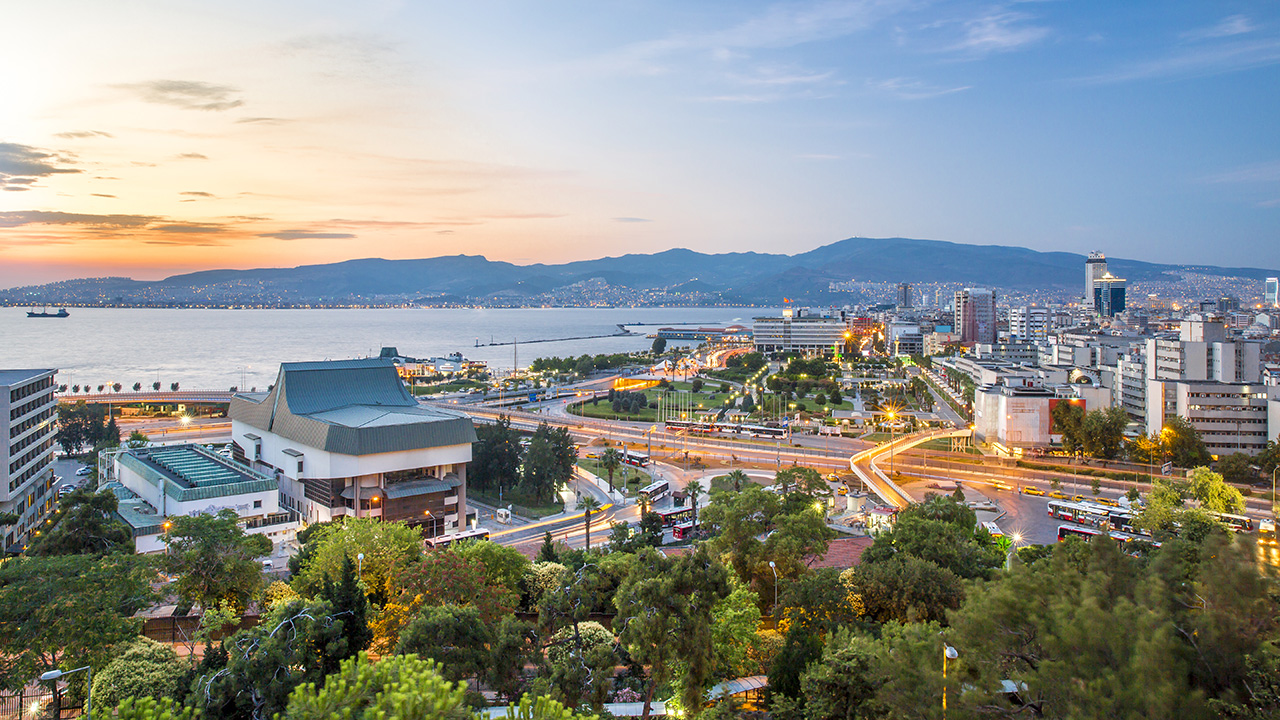 İzmir’in En Güzel Manzaralı Yerleri Neresi İzmir Seyahatinde kaçırılmaması gereken yerler neresidir (2)