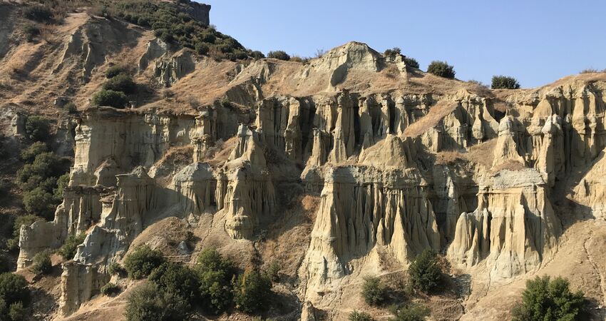 kuladokya-kula-peri-bacalari-gizemli-doga-harikasi-ziyaretcilerini-buyuluyor (2)