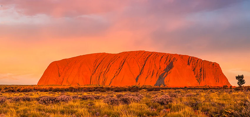 uluru-kata-tjuta-ulusal-parki-avustralyanin-bilinen-dogal-harikasi (1)