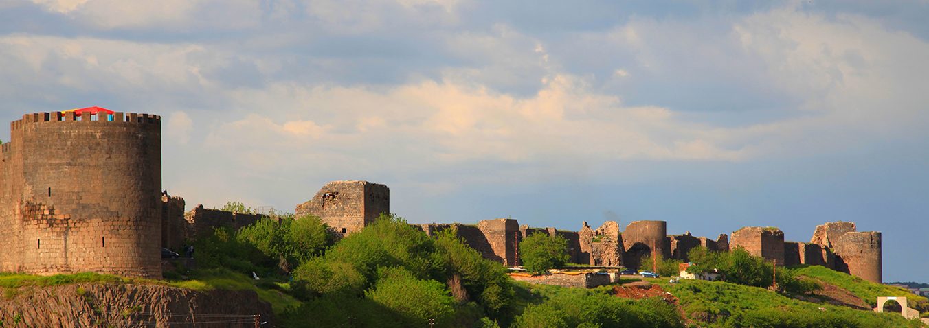 unesco-dunya-mirasi-diyarbakir-surlarinin-tuyler-urperten-tarihi (1)