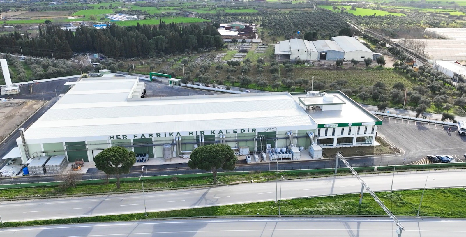 İzmir, Bayındır Süt İşleme Fabrikası ile tarım ve marka değerlerini yükseltiyor-3