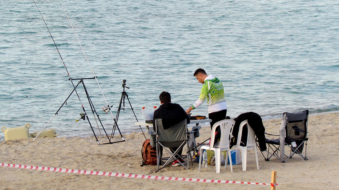 İzmir Çeşme'de Surfcasting tutkunları buluştu Ilıca Plajı'nda 4. ESCODER Balık Avı Turnuvası (5)