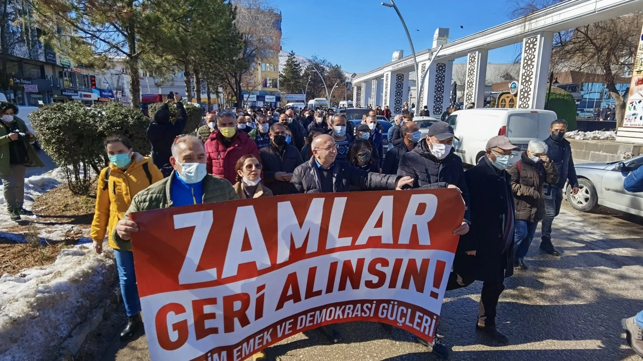 protesto-etmek-ne-demekne-anlama-gelir-gezi-parkinda-neyi-protesto-ettiler  1