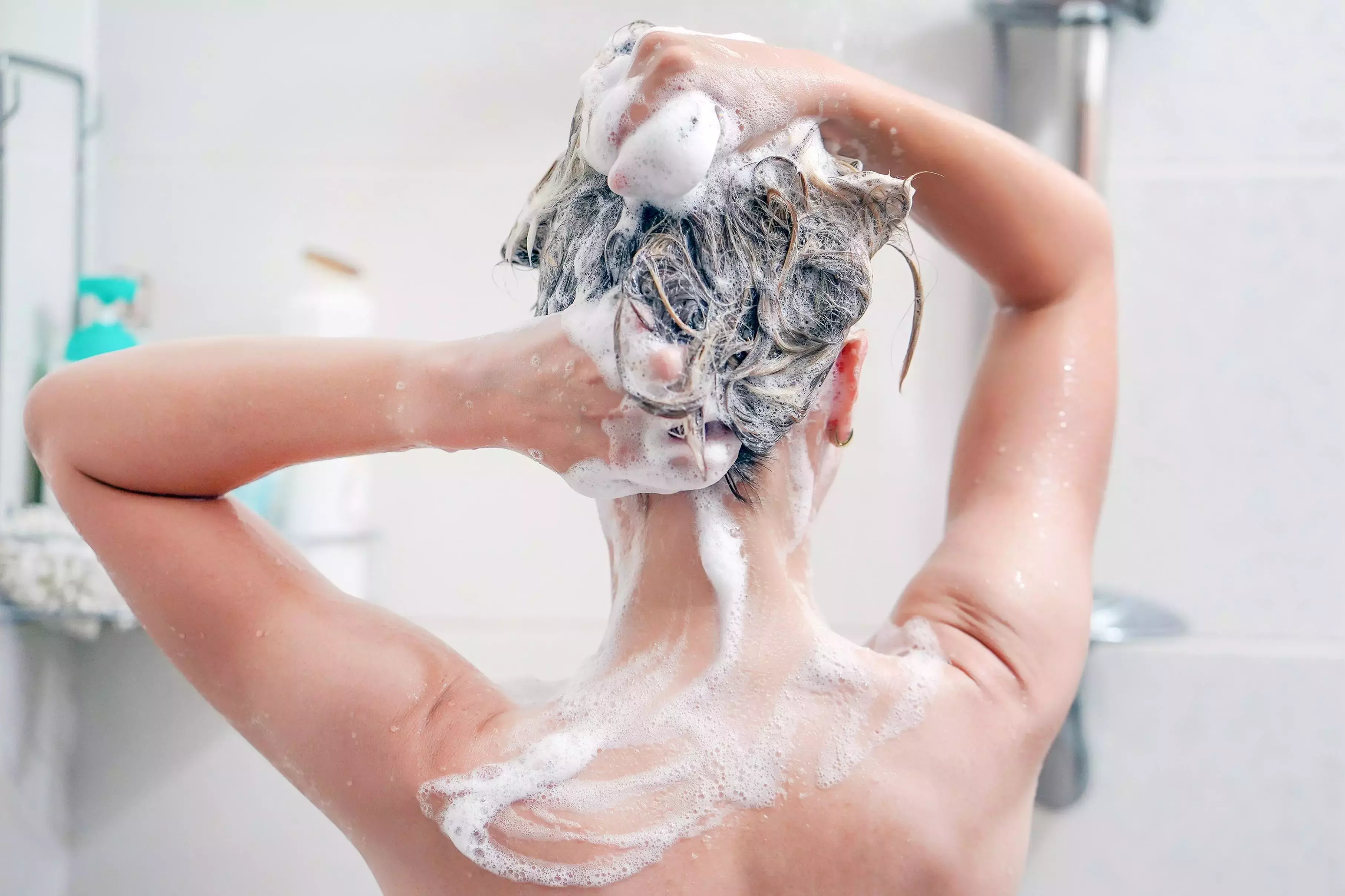 Saç yıkamakta ne var demeyin! Saçınızı yanlış yıkıyor olabilirsiniz... Sağlıklı saçlar için önemli ipuçları.. (2)