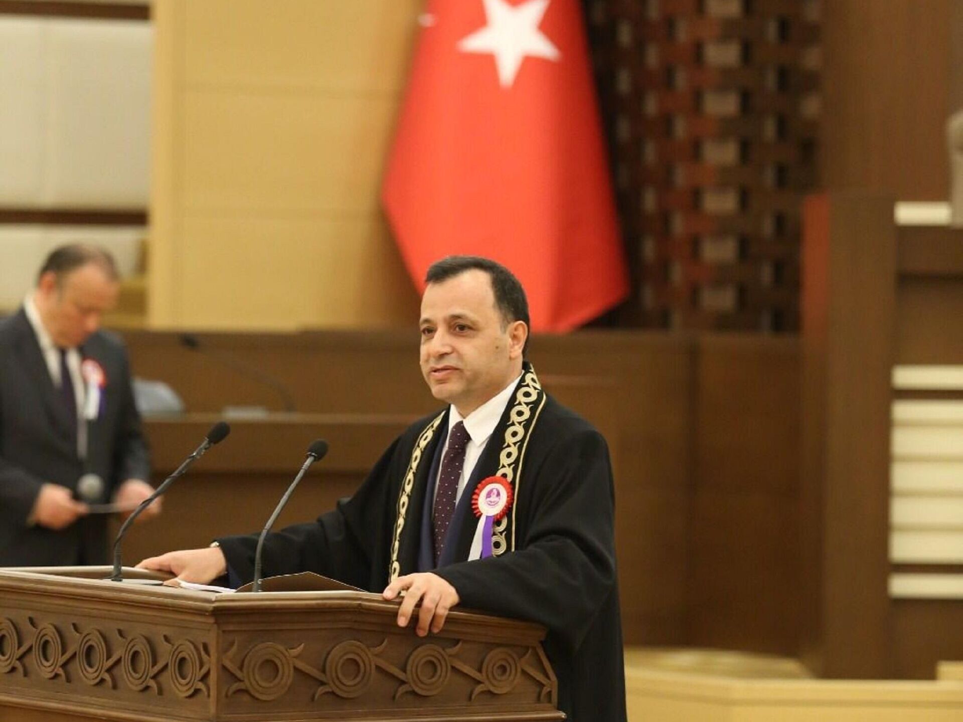 Anayasa Mahkemesi Başkanı Zühtü Arslan kimdir Anayasa Mahkemesi Başkanı kim AYM Başkanı Zühtü Arslan nereli (6)