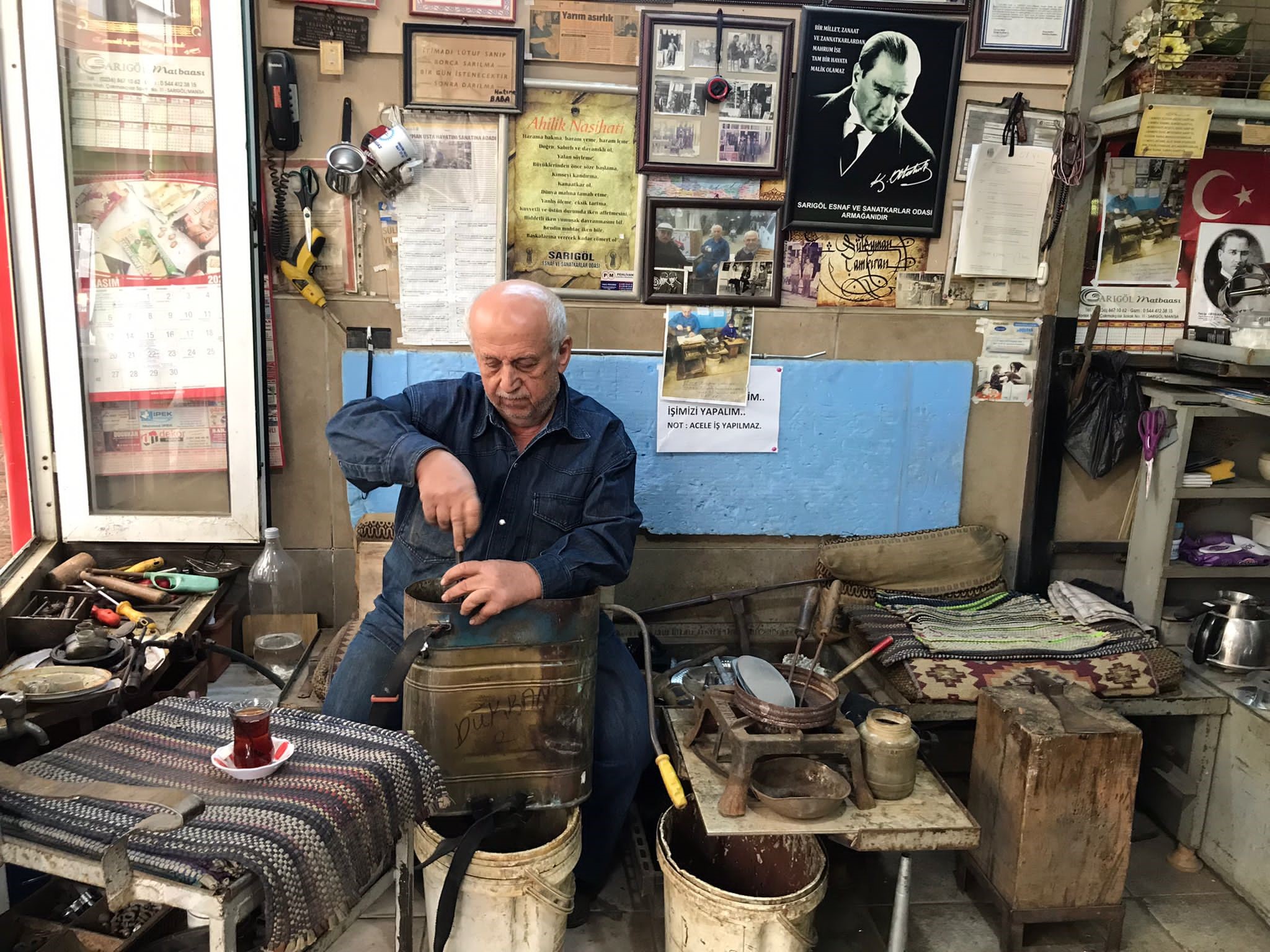 Meslek aşkının böylesi... Manisa'da iki kez 'Yılın Ahisi' seçilen Süleyman Camkıran'dan tavsiyeler. (2)