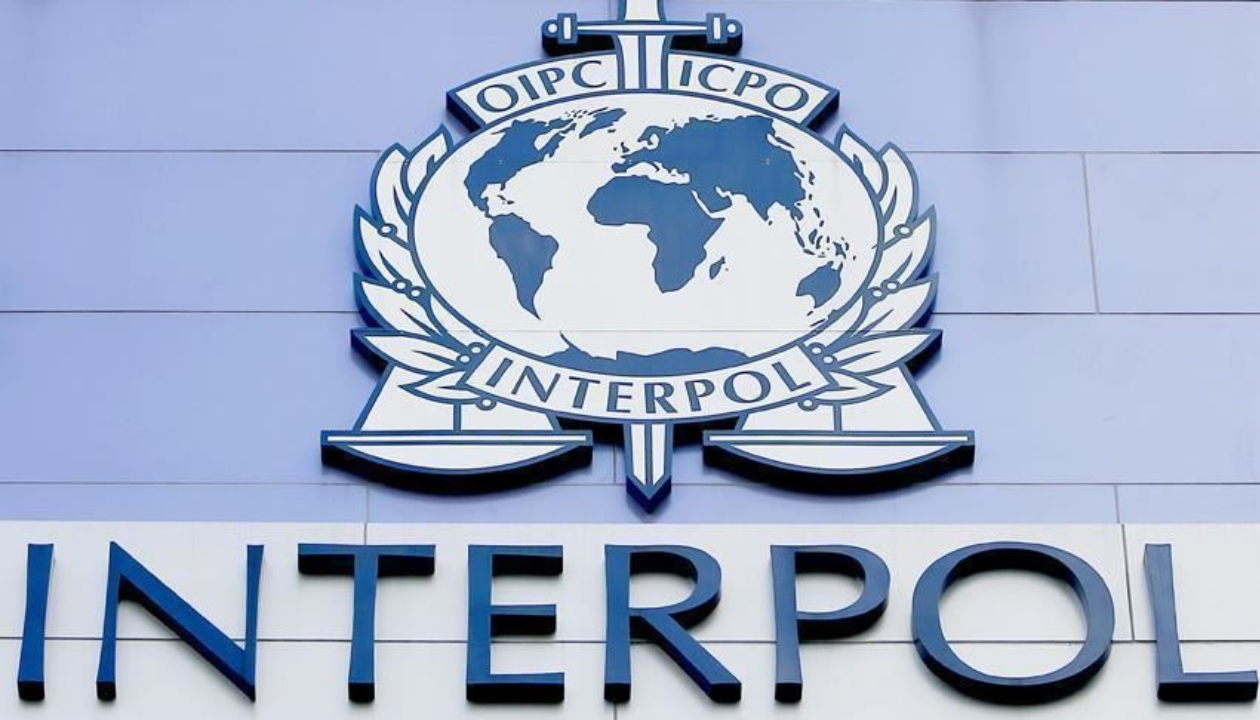 Difuzyon Mesaji Nedir Interpol Arama Karari Nedir Kirmizi Bulten Nasil Cikar Ne Demek