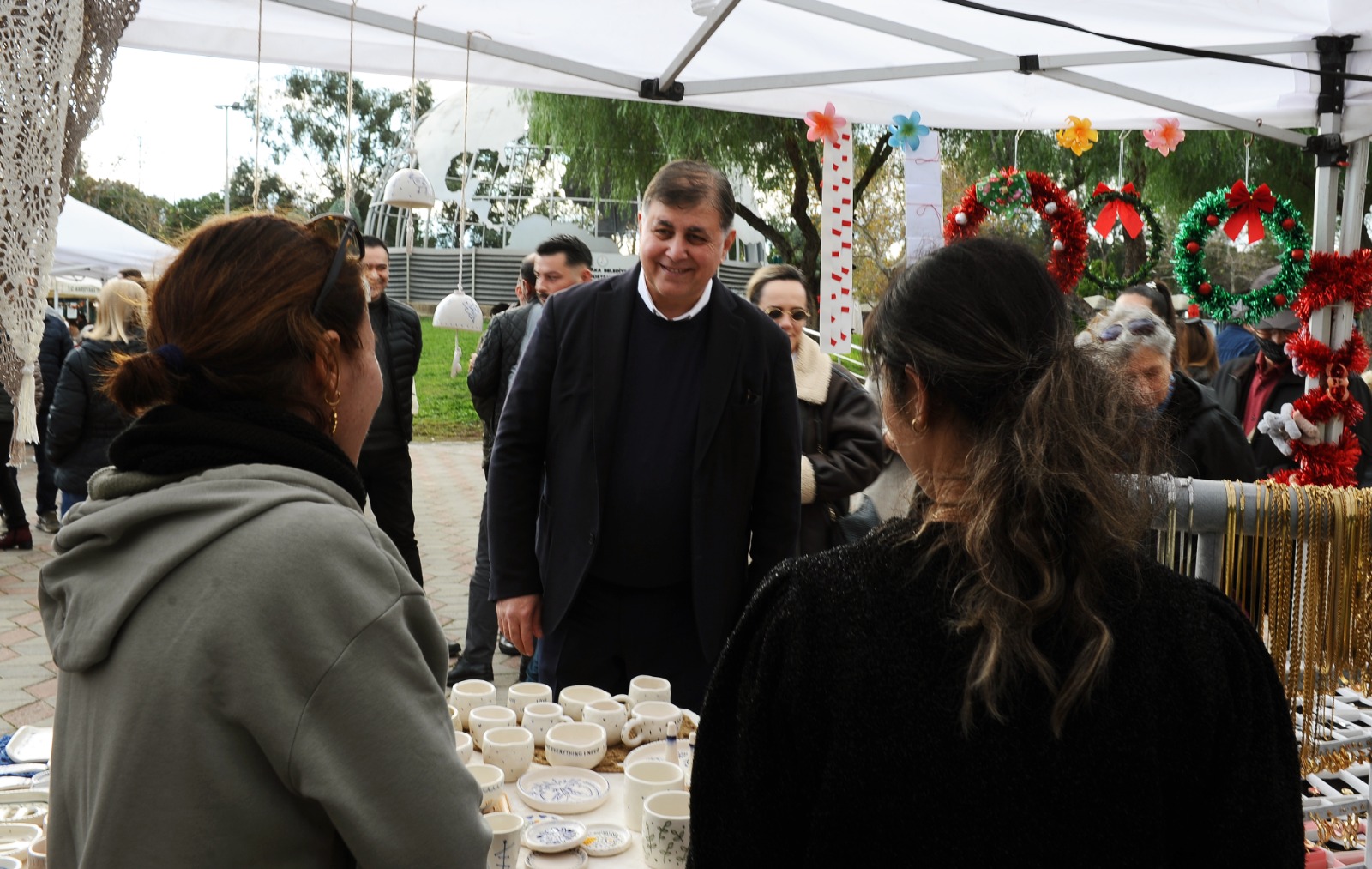 Karşıyaka Yeni Yıl Pazarı (2)