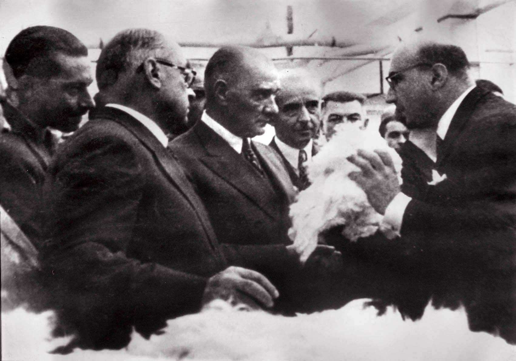Atatürk Ve Sümerbank Atatürk Dönemi Açılan Fabrikalar