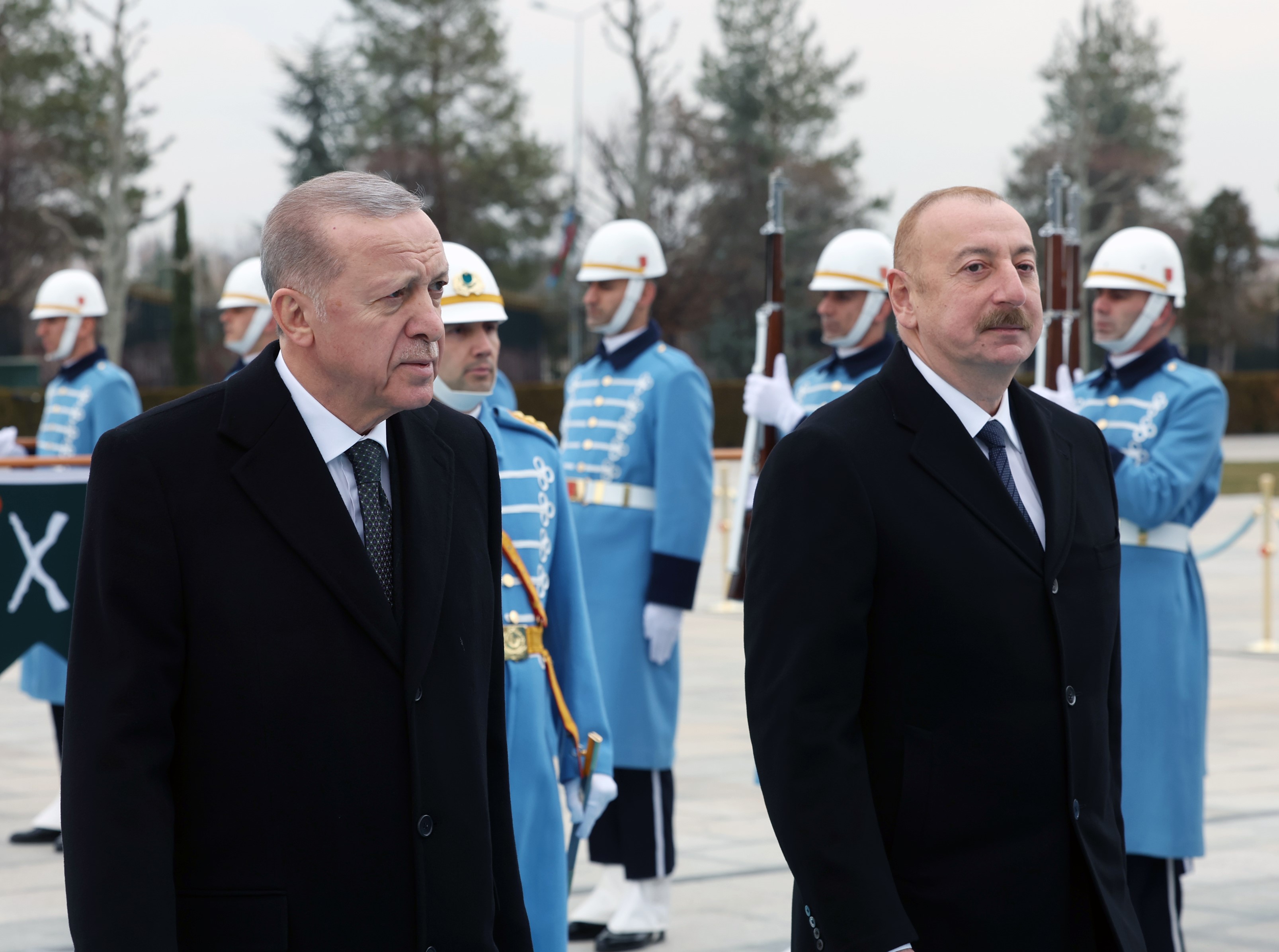 Azerbaycan Cumhurbaskani Aliyev Ankarada Erdogan Resmi Torenle Karsiladi (1)